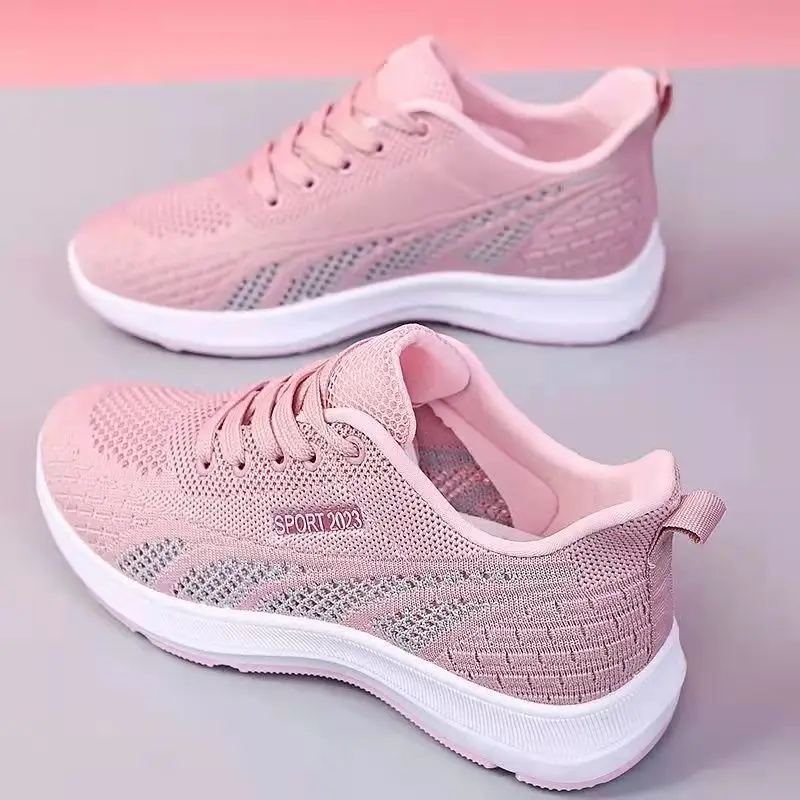 Summer New Woman Sports Shoes Fashion Breathable Mesh Vulcanized Shoes Women Flat Casual Shoes Outdoor Lace Up Training Shoes