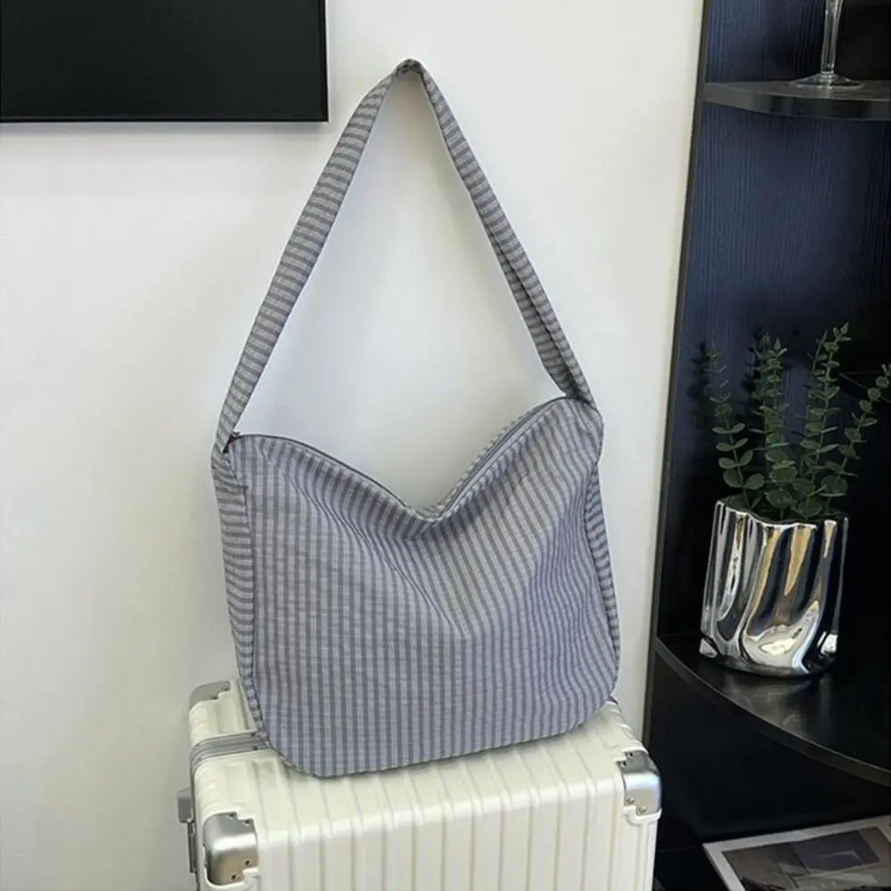 حقيبة كتف منقوشة من النايلون بلون سادة، خفيفة الوزن، سعة كبيرة، حقيبة حمل مخططة، حقائب كروس كاجوال