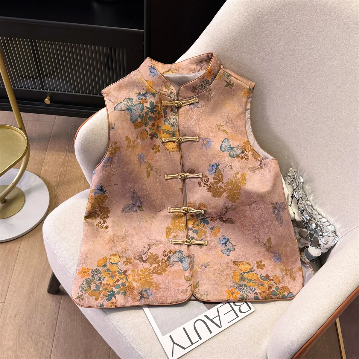 2025 Women's Chinese Style Satin Jacquard Vest Stand Collar Single Buckles Elegant Waistcoat Embroidery Sleeveless Jacket
