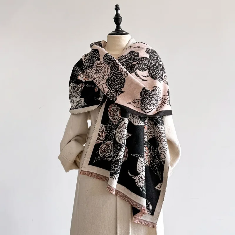 

Retro rose jacquard scarf for women, vintage versatile thick warm long shawl, two-way student neck wrap for winter