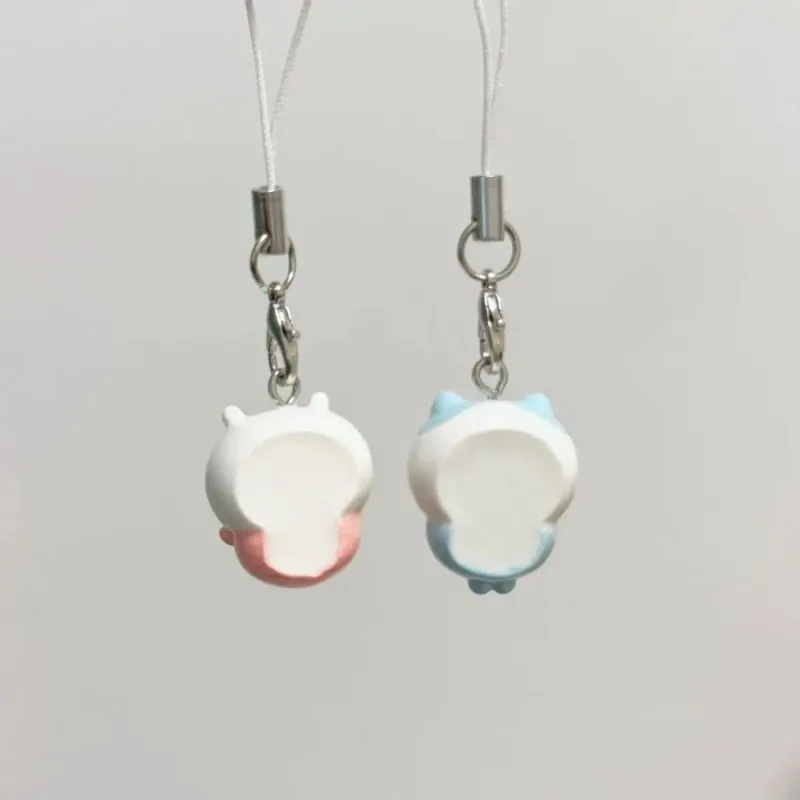 Chiikawa Hachiware Momonga Resin Keychain Phone Strap Charm Kawaii Baby Swaddle Ornament Gift Girls Cartoon Mini Pendant view 4