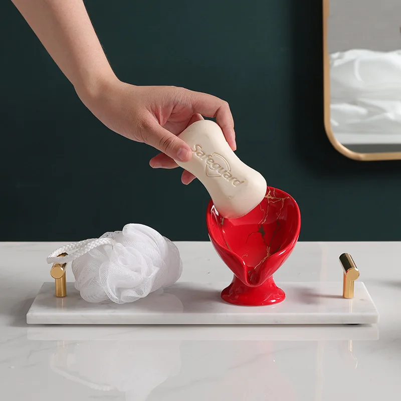 NEW 1PC Ceramic Leay Shower Soap Holder Bathroom Suppliesaf Shape Box Water Guide Hole Dish Storage Plate Tr