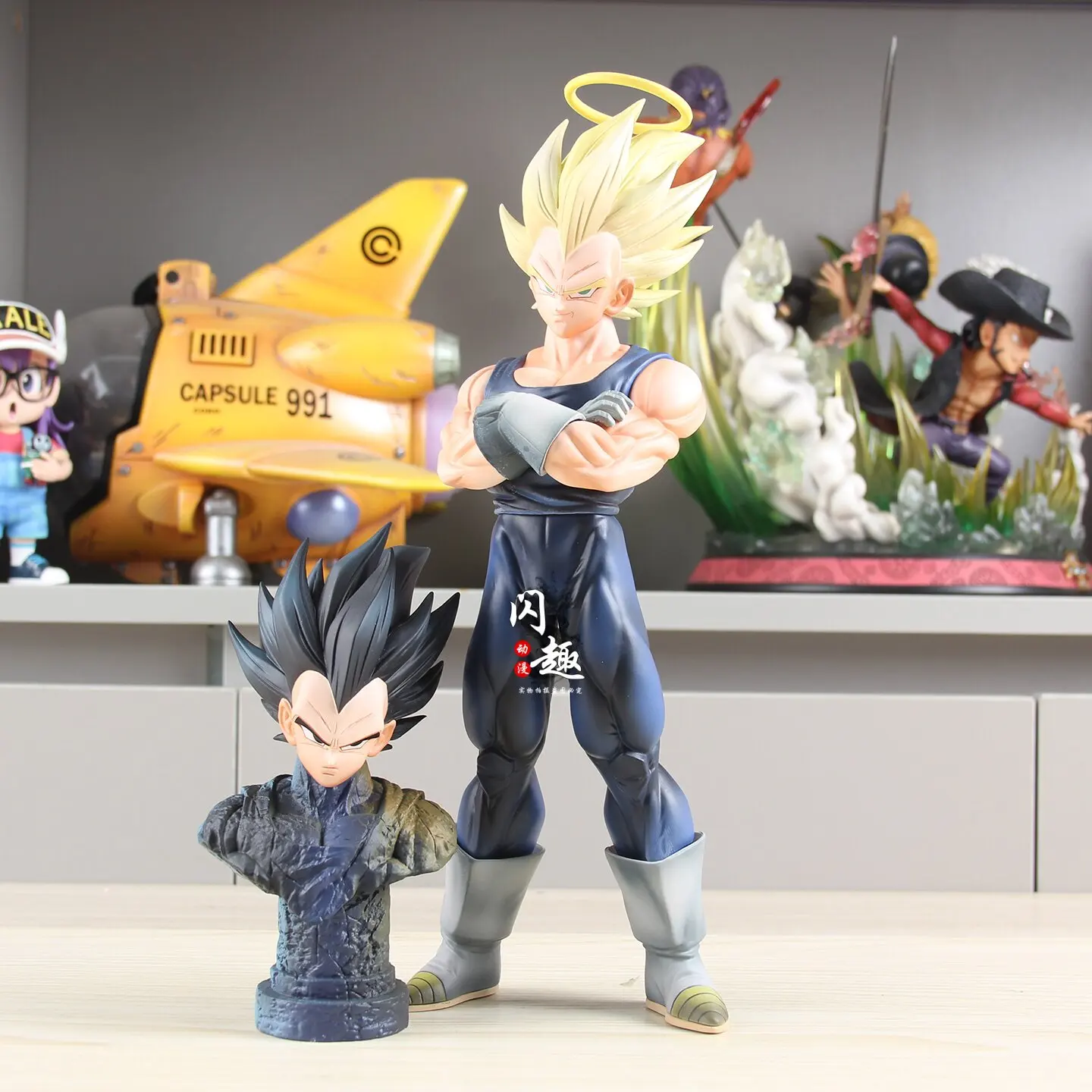 

В наличии: Фигурка Dragon Ball YJ Studio - Вегета с перекрещенными руками, 28,5 см, с двумя сменными головами, аниме-статуэтка, коллекционная игрушка, подарок