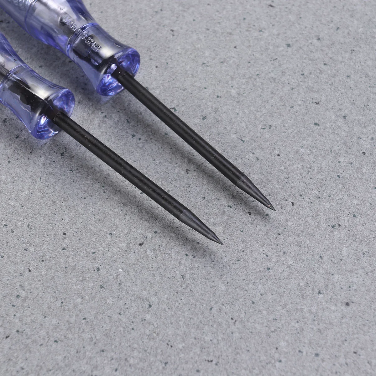 

2Pcs Car Voltage Tester 12-24V Multi-Function Vehicle Test Pen for Tail Lights Wiring Harnesses Motorcycles Boats Auto