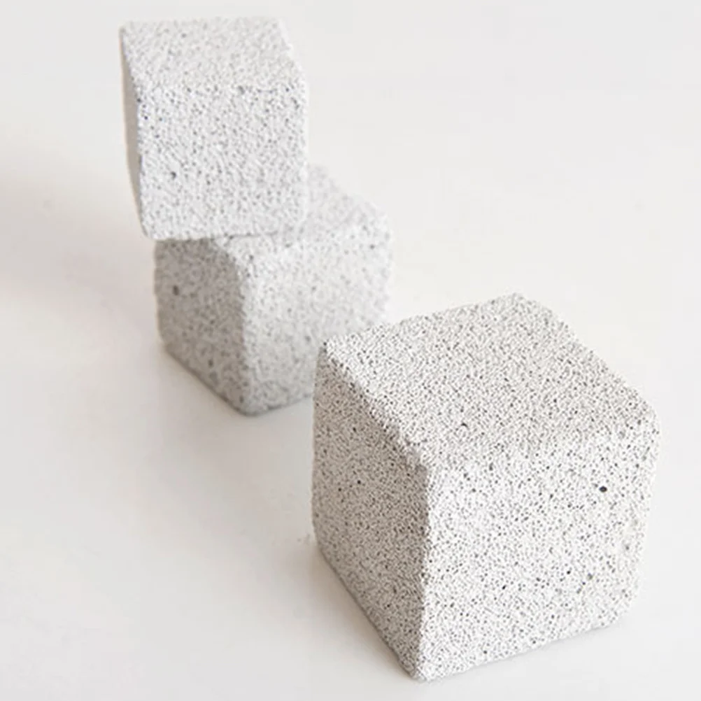 

5Pcs Calcium Mineral Stone for Teeth Grinding 4.5cm Hamster Rabbit Guinea Pig Chinchilla Small Animal Dental Care