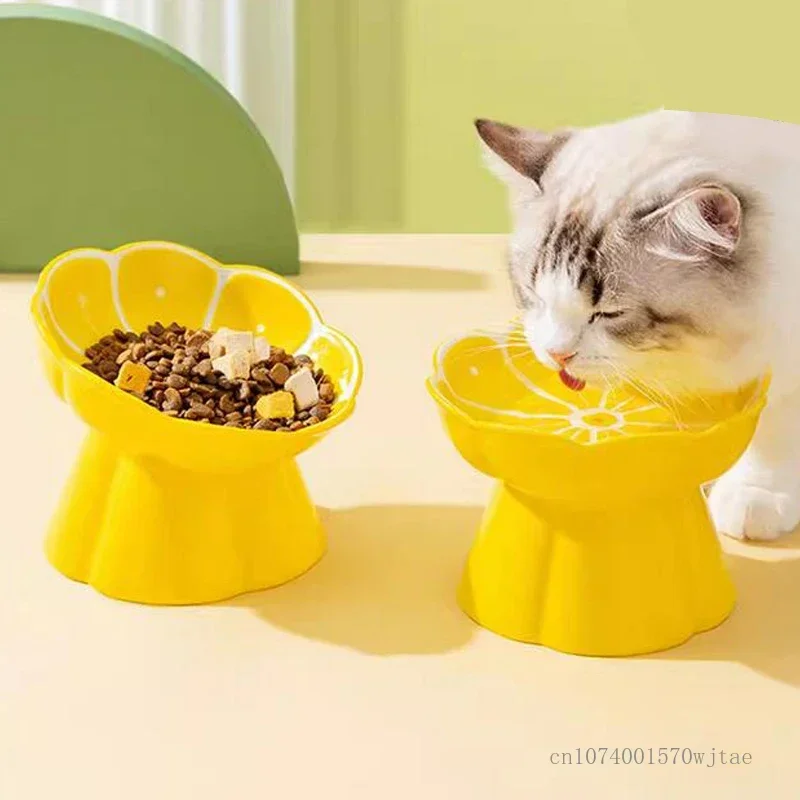 

Керамическая миска для еды в форме лепестка, питьевая вода, таз для еды, большой калибр, плоский или наклонный рот, продукт для домашних животных, желтый и зеленый, 1 шт.