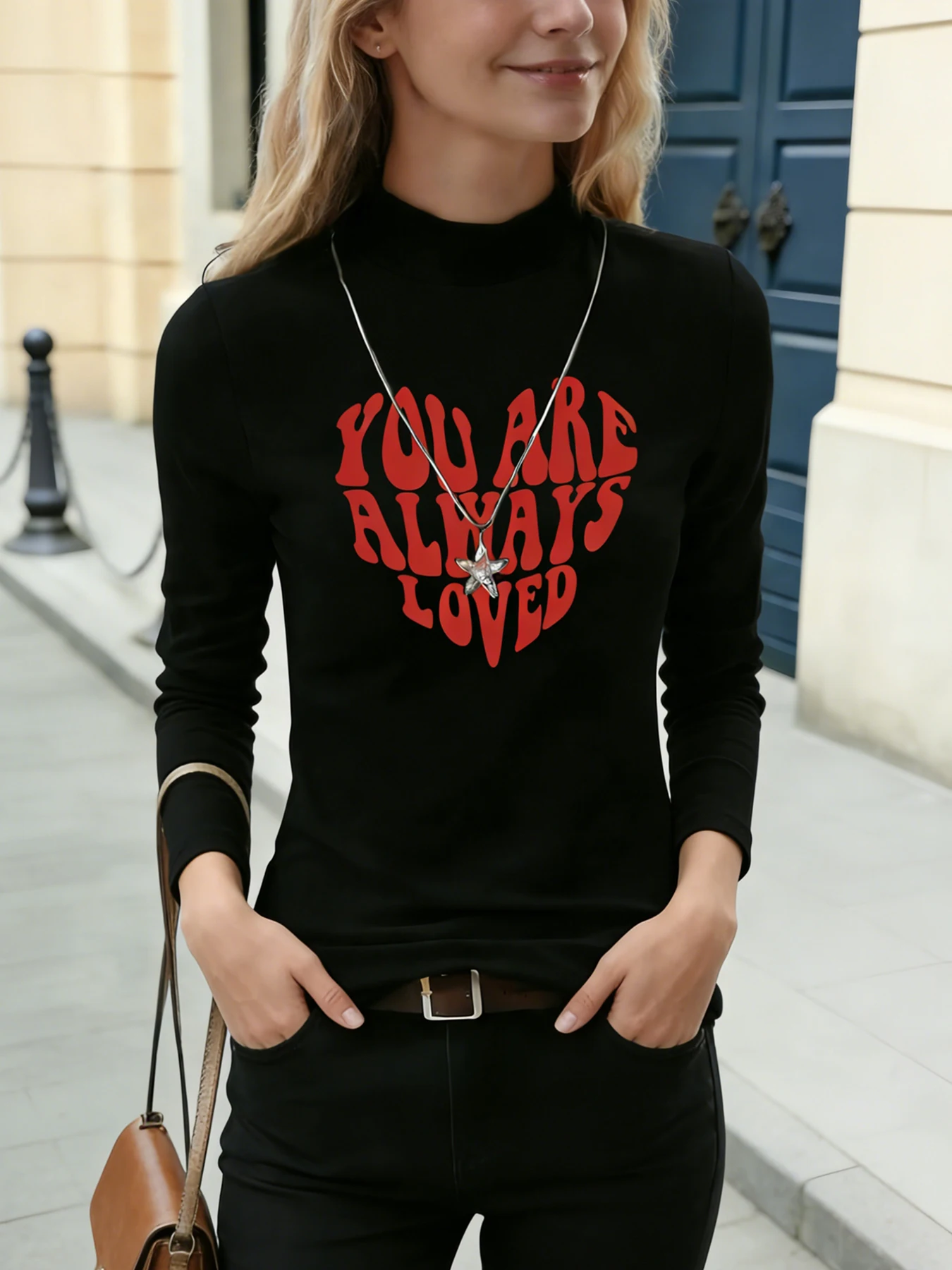 Dames tops met opstaande hals en lange mouwen "Je bent altijd geliefd" Hartprint Casual blouse Mode Dagelijks T-shirt Zachte top Lente Herfst