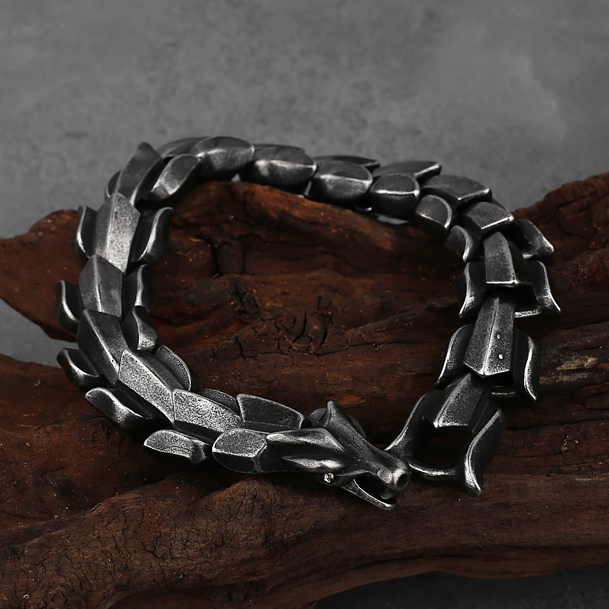 Viking Ouroboros Retro Hip Hop Never Fade Stainless Steel Fashion Jewelry Bracelet Street Culture Male Jewelry Wholesale