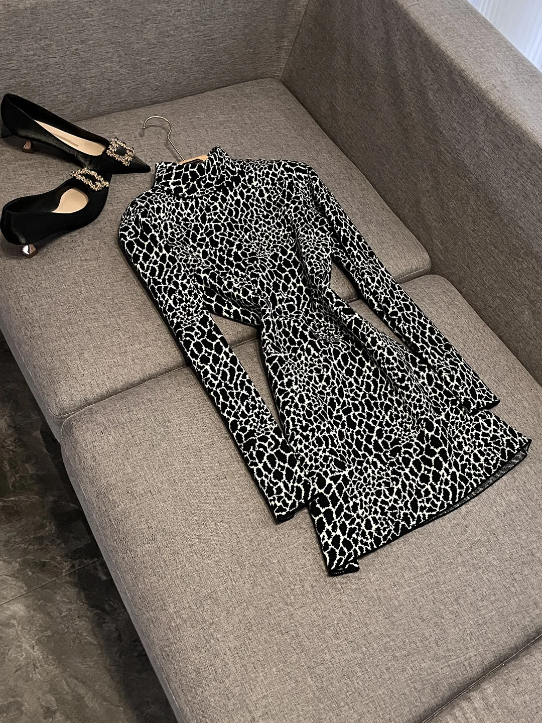 

2025 Autumn New Long Sve Leopard Print Slim Fit Bodycon Knitted Dr Simple Ele Skirt Ci Commuting Suitable