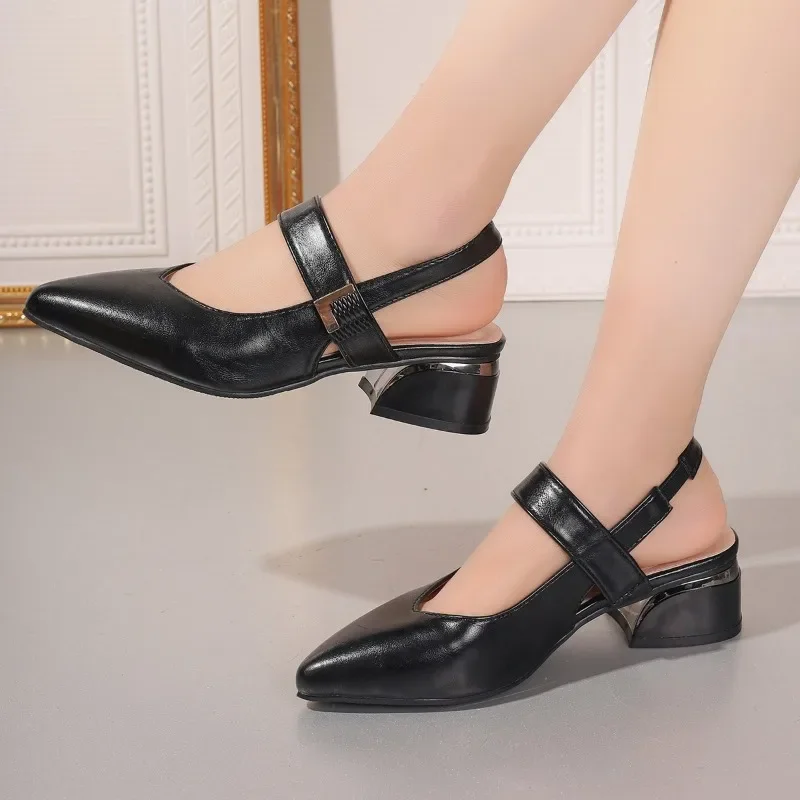 2024 heiße Verkauf Schuhe für Frauen Slip-On Damen Sandalen Mode flache Kleid Sandalen Frauen sexy spitzen Zehen feste Zehen kappe Sandalen