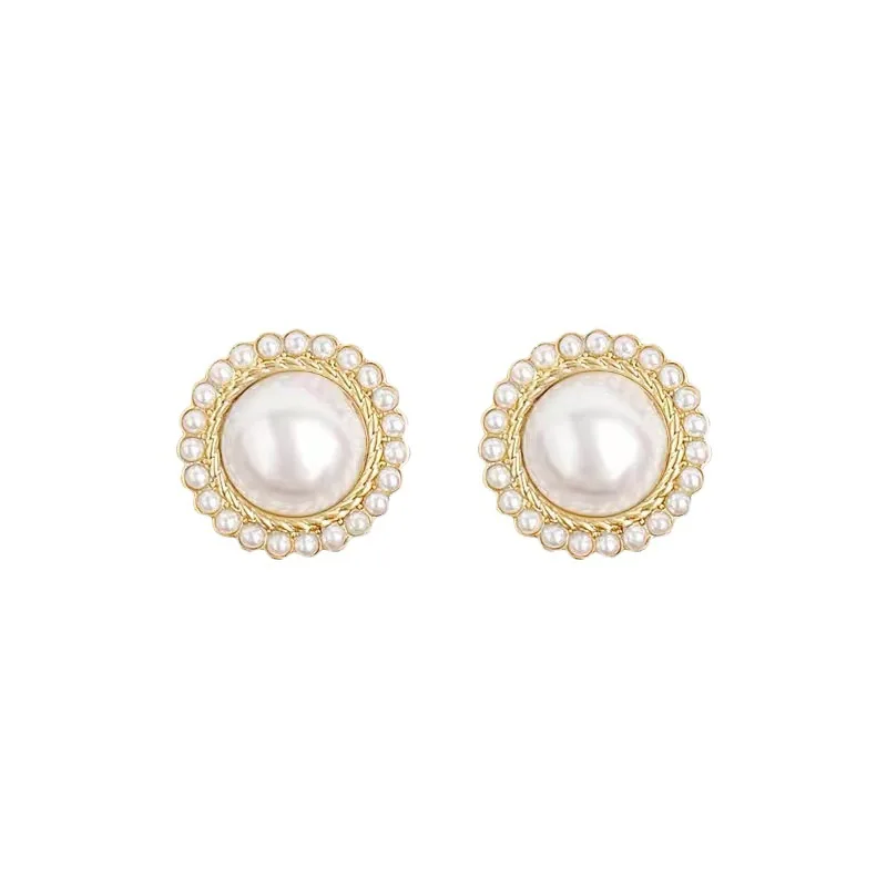 GRACE JUN Korean Style Fashion Charm Creative Pearl Clip on Earrings Cute Gold Color No Pierced Earrings Women\'s Ear Clips New