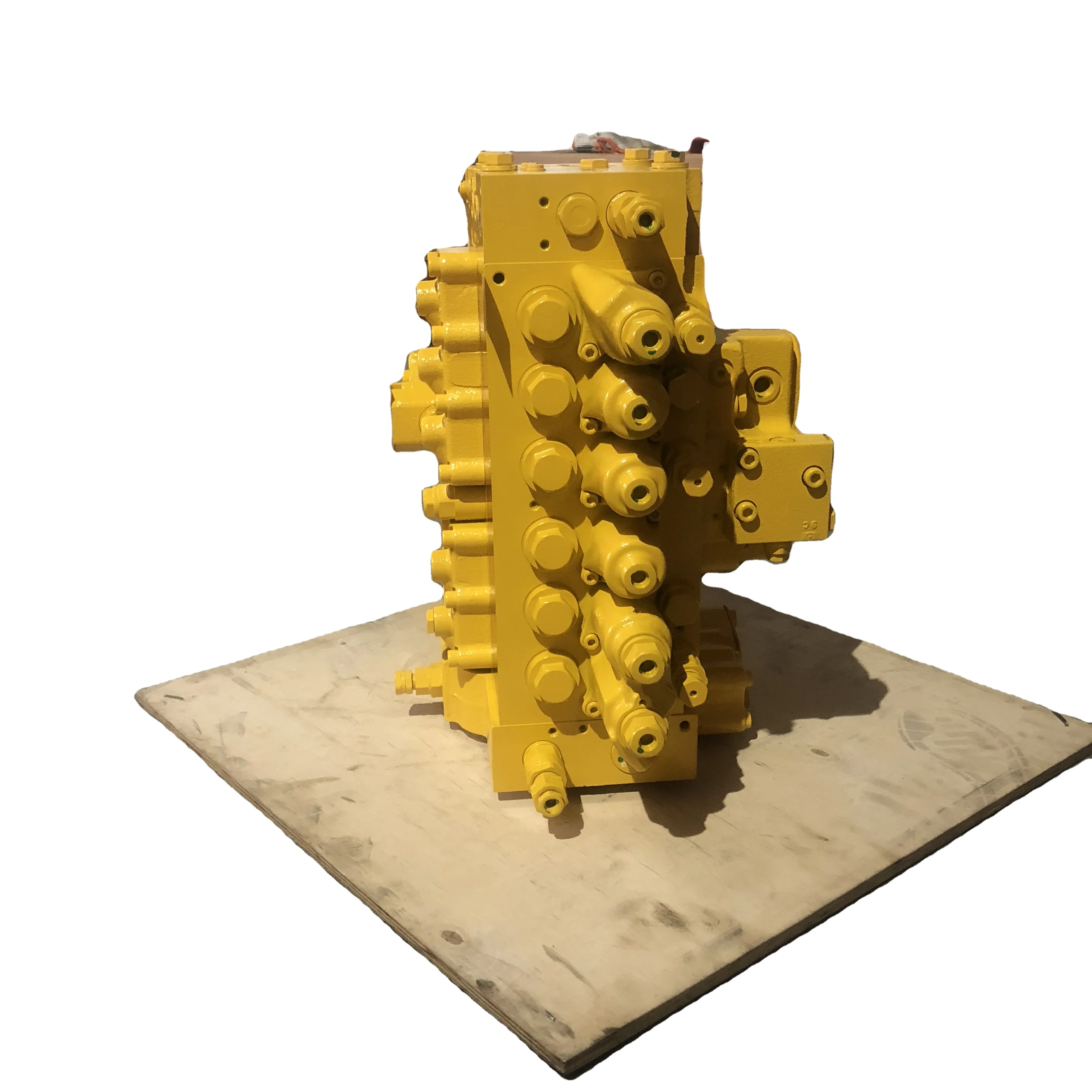 

Детали экскаватора 723-47-20404 723-47-20402 PC200-7 Главный регулирующий клапан PC200-7 Регулирующий клапан для