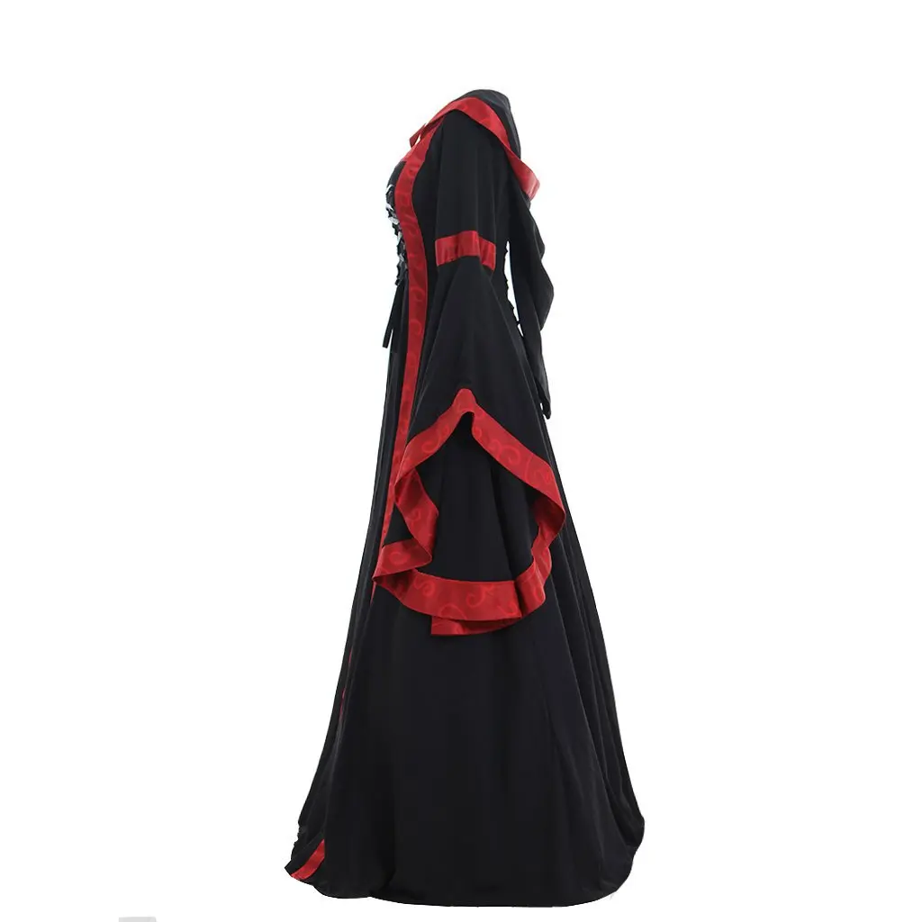 Рисунок 4 - Средневековый костюм на Хэллоуин с капюшоном