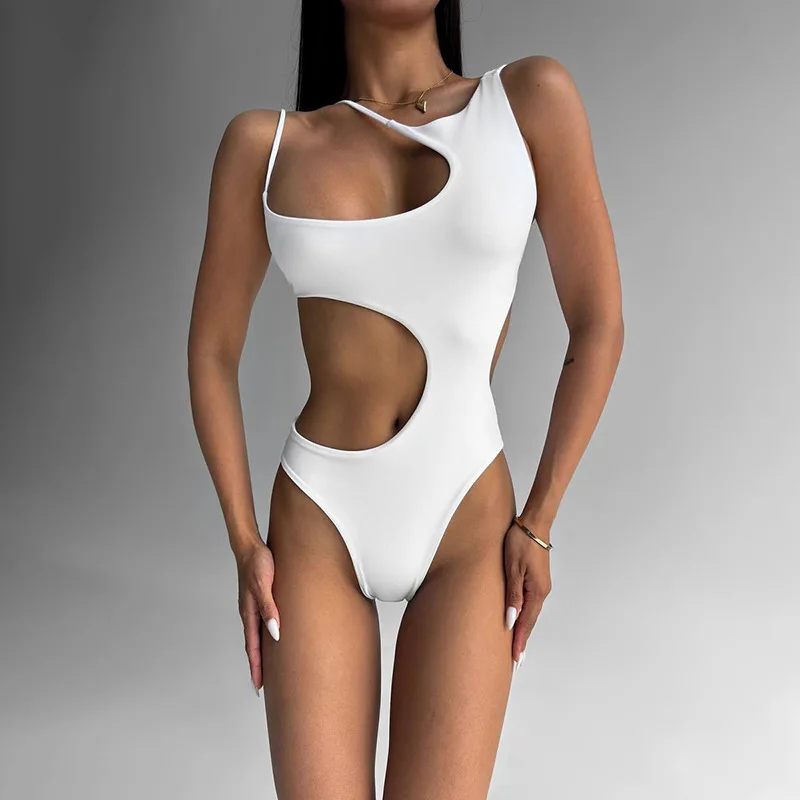 2025Spring/Summer New Women's Fashion Sexy Strap Bareback Bikini Triangle Jumpsuit Fabric Soft Suitable for Diving Ropa De Mujer