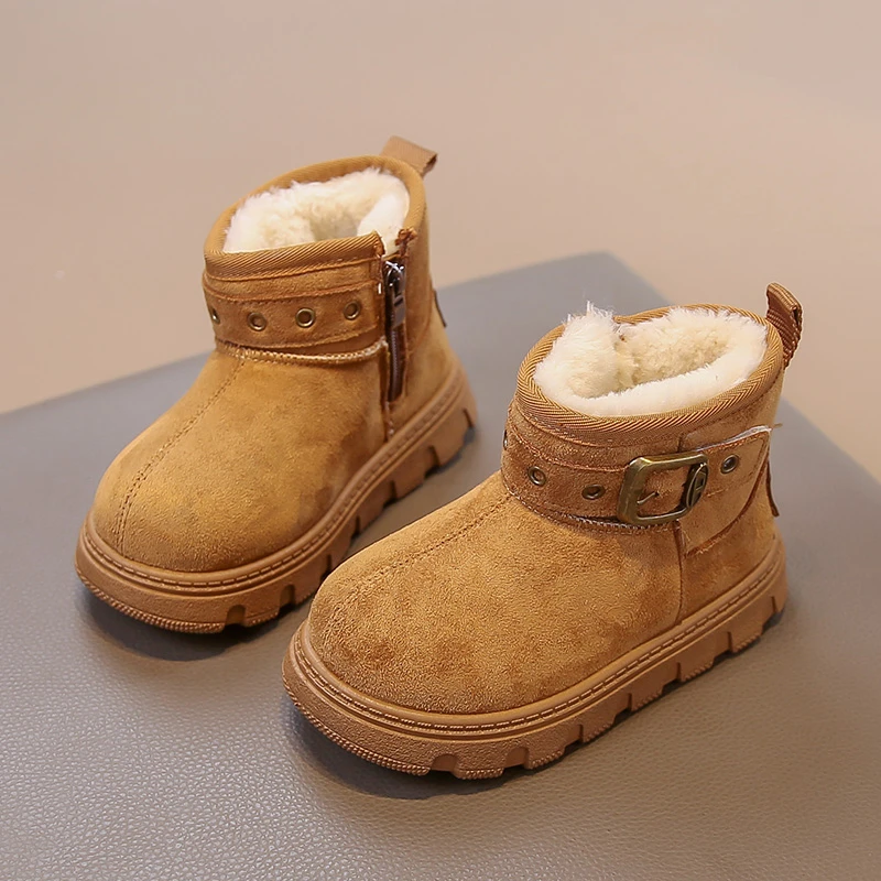 

Новинка зимы 2024, детские зимние ботинки, модные бархатные хлопковые туфли с толстой головкой в Интернете, матовые замшевые кожаные ботинки