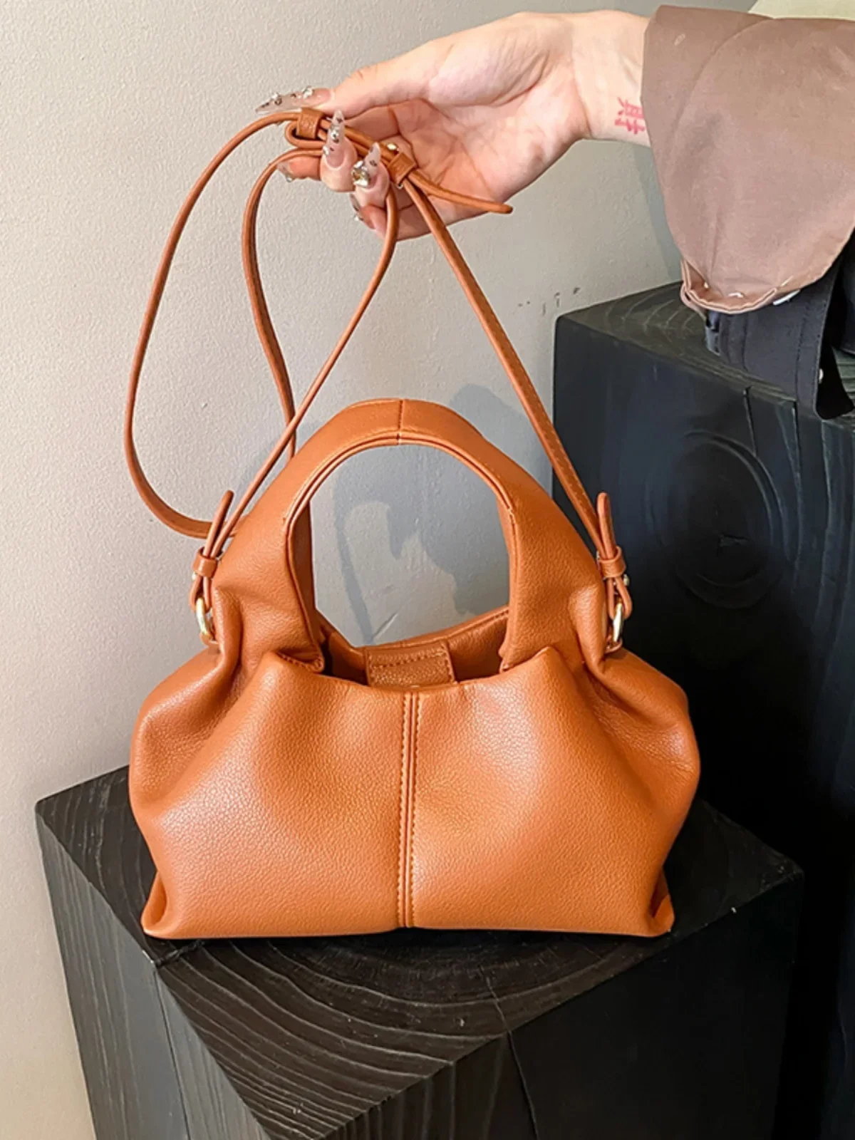 Vegan Leather Tote Shoulder Crossbody Bags for Women Handbags and Purses 2024 New Trendy Design Messenger Bag High Quality