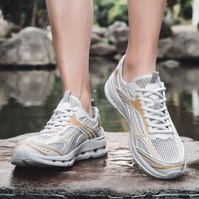 

Mesh Upper Hollow Breathable Man Casual Sneaker Quick-Drying Cheap Liquidation Walking Comfortable Light Sports Shoes for Men