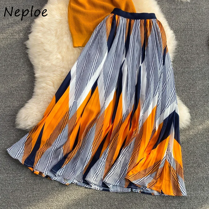 Neploe Summer Fashion Knitted Two Piece Dress Sets Stand Collar Short Sleeve Slim Tops + A Line Print Pleated Skirts Women Suits