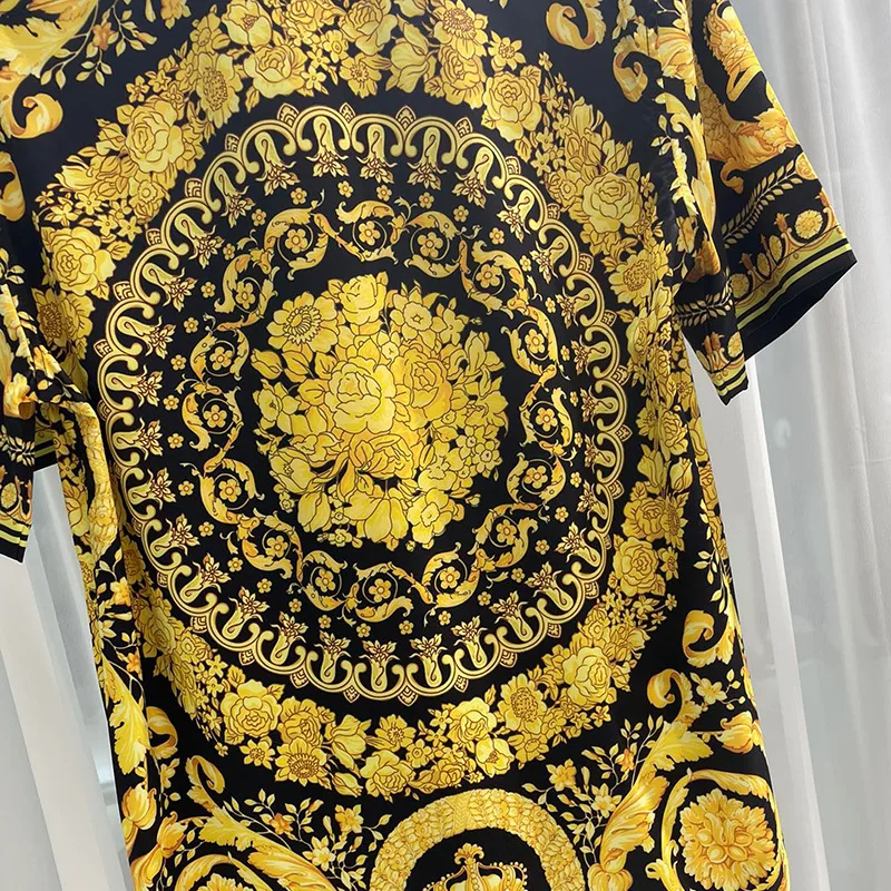 Gold Vintage Baroque Print Short Sleeve Shirt Tops Casual Dress Men Clothes Hawaiian Slim Shirts Holiday Slim Mode Chemise Homme