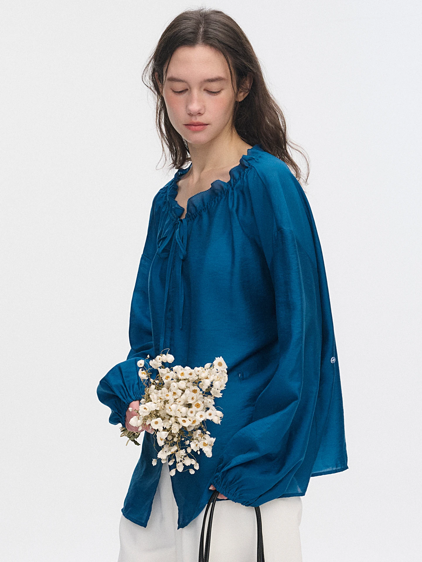 

Early Spring Blue Long Sve irt Women's Unique Thin Design Alice Cloud DIGBU French Sle Loose Fit Breathable Lenzing