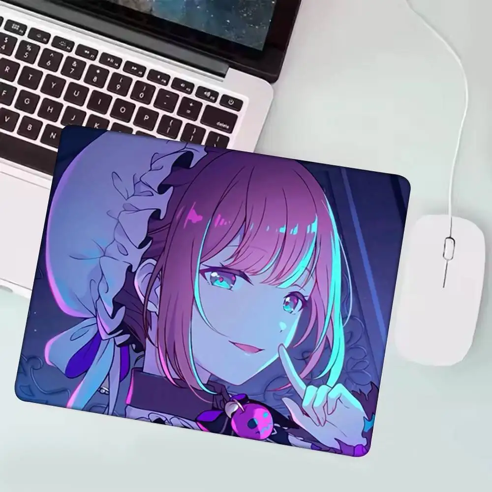 1pc M-mochizuki H-honami Leoneed マウスパッド小型ロックエッジゲーマー用コンピュータデスクパッド長方形滑り止めゴム