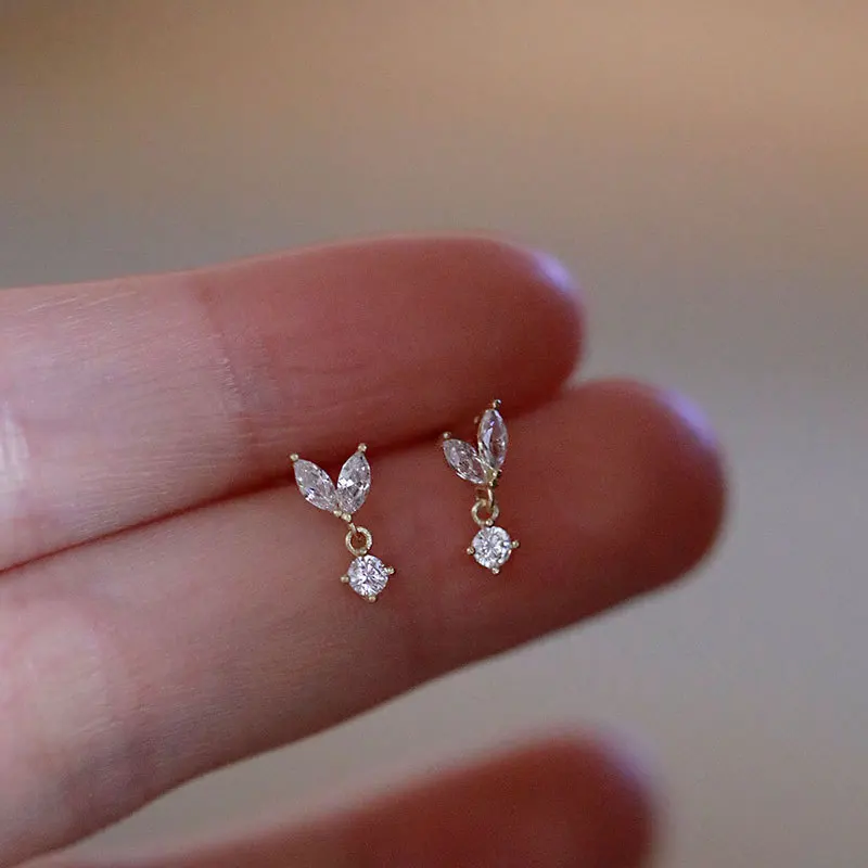 French Sweet Crystal Leaves Hypoallergenic Stud Earrings for Women Gold Silver Color Ear Piercing Jewelry Party Gifts