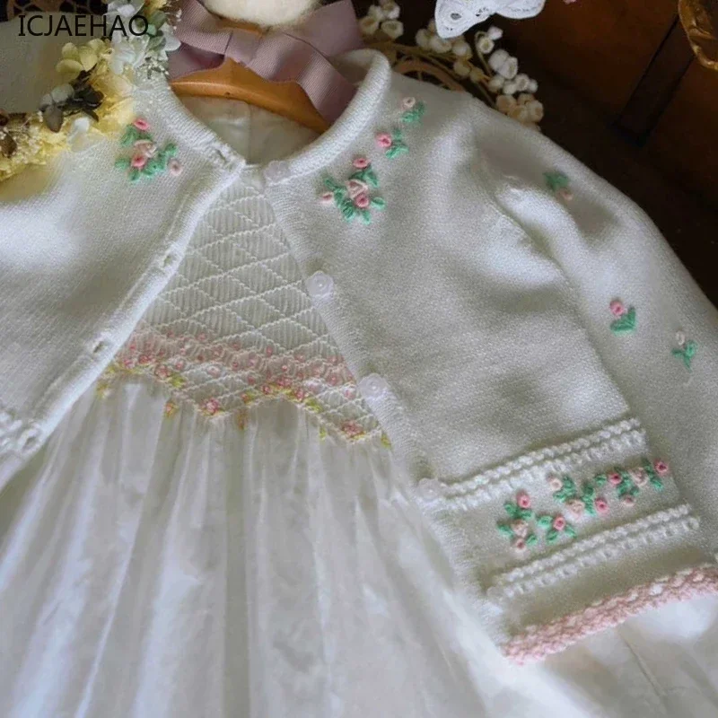 

2025 Kids Girl Costume Sweet Handmade Doll Collar Smocked Dresses Clothes Children Retro Spring Princess Smocking Dress Cardigan