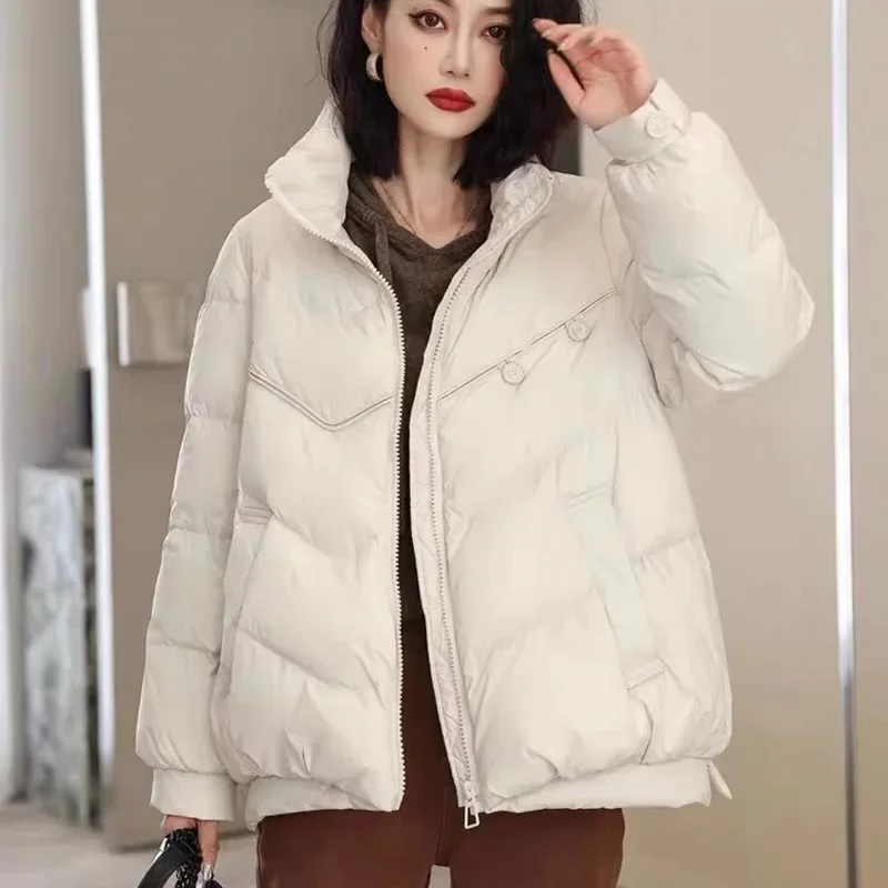 New Arrival Short Down Coat for Women Lightweight and Warm White Duck Down Jacket Women Stand Collar Puffer Jacket JK-026