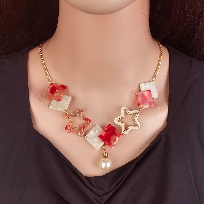 Cross-border geometric acrylic pendant, bib necklace, female Korean version, versatile star-shaped collarbone chain, new popular