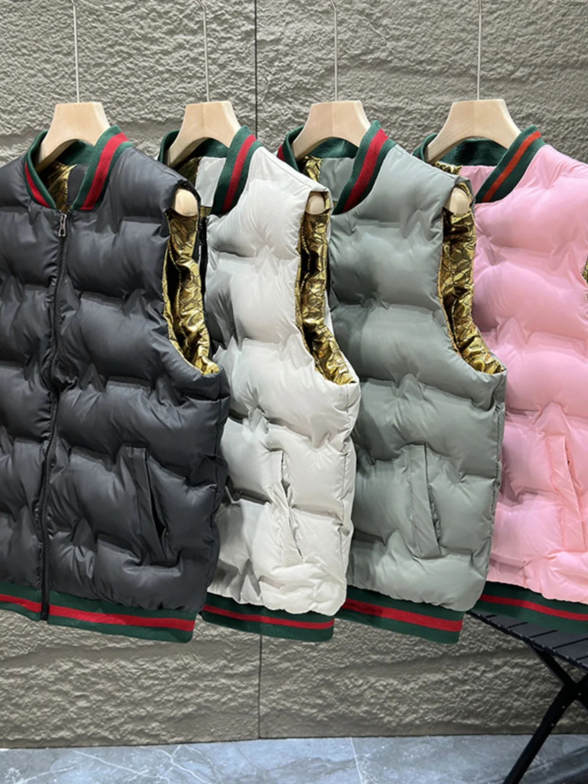 

Casual Lightweight Faionable Retro Bla Gold Vest Ins Trendy Versatile Warm Outerwear Polyester/Nylon Cosite Fiber
