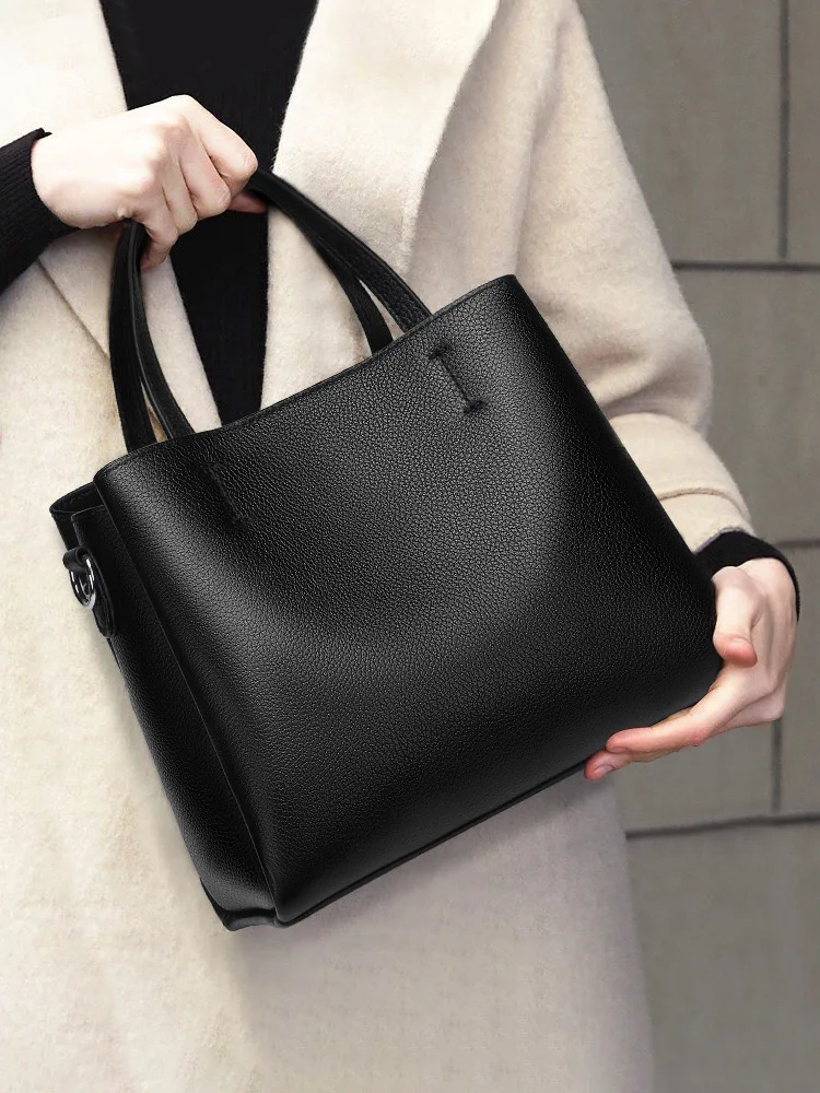 

Soft genuine leather women's handbag, women's new versatile top layer cowhide women's bag