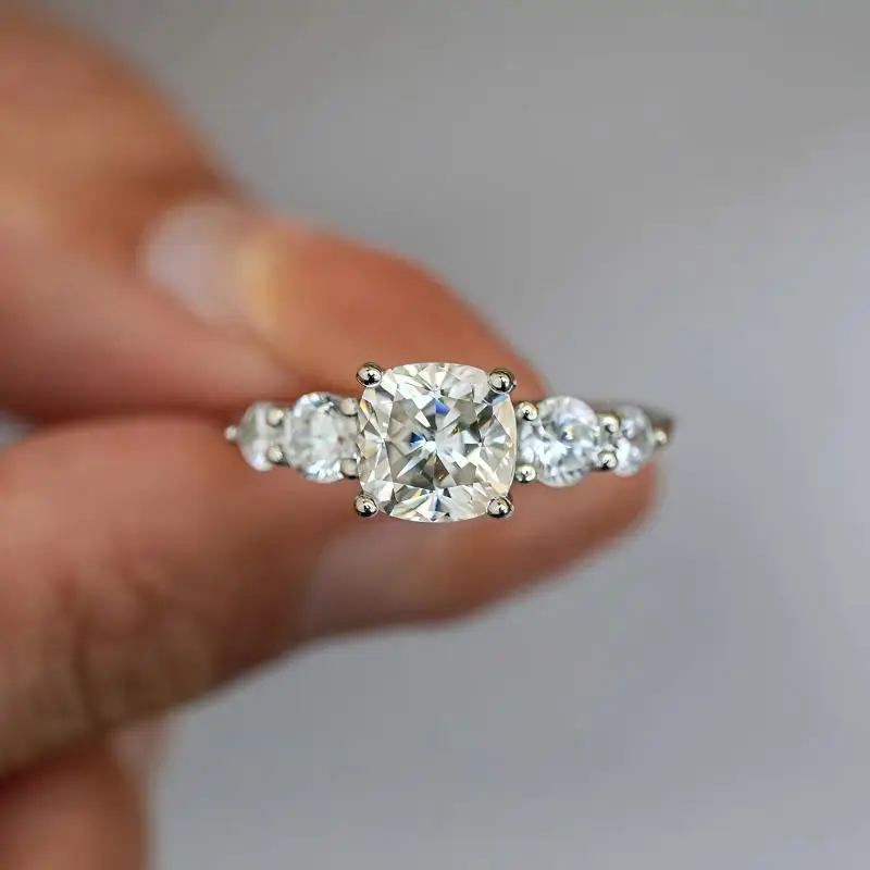 BR 2-carat 925 Pure Silver Moissanite Ring for Women, Irregular Square Shape, Fat Square, Radiant Princess Cut, Wholesale