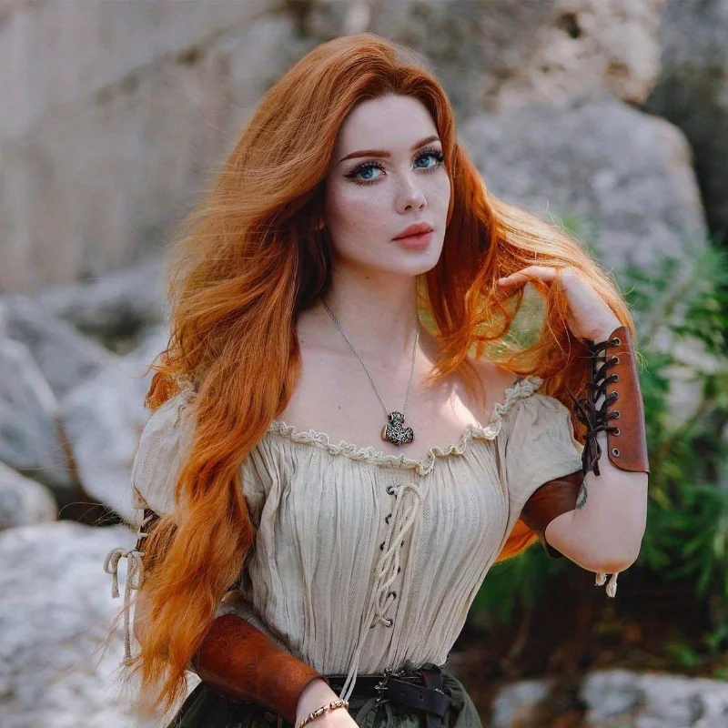 

2025 New Party Short Sleeves Women Renaissance Medieval Tops Slim Renaissance Women's Stage Performance Costumes