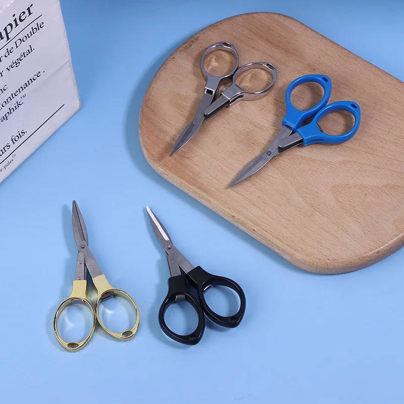 1pc portable folding scissors, mini fishing gear supplies, suitable for outdoor and home use