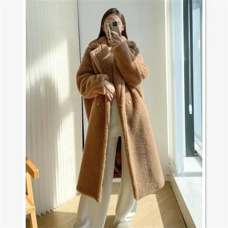 Lamb Wool Coat Women\'s 2023 Winter New Warm Teddy Bear Coat Long Loose Plus Cotton Thick Lazy Wool Coat Trendy Commuter Solid B4