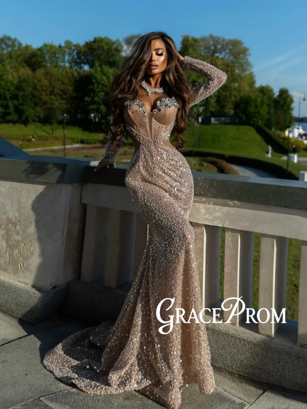 

Champagne Luxury Pearls Evening Dress Stunning Crystal Mermaid Long Wedding Party Gown Customized African Red Carpet Gowns