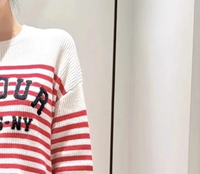 

Women's red striped knitted pullover long sleeve round neck letter fashion casual sweater
