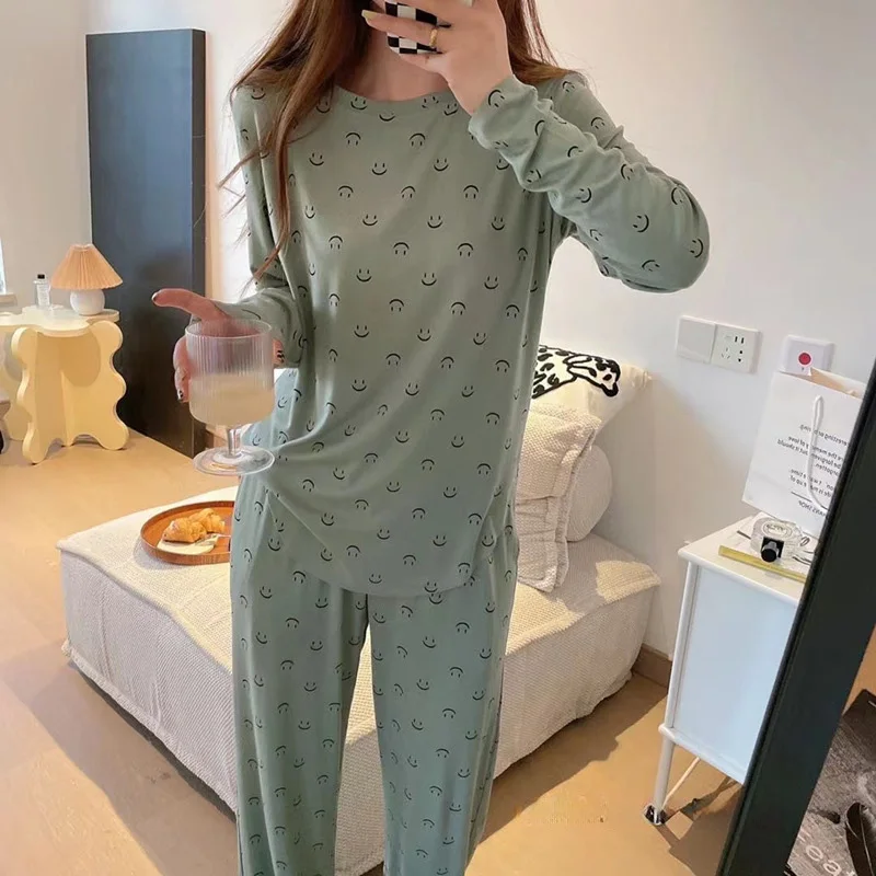 Smiley-Conjunto de pijama de dos piezas para mujer, ropa de dormir deportiva, pantalones largos de manga larga, para la piel suave y agradable, cómodo, ropa de estar por casa