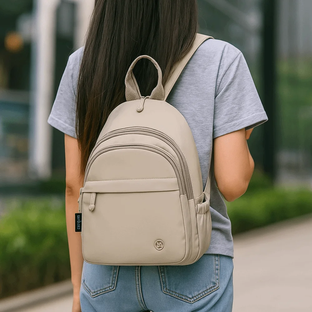 

Portable Women Nylon Backpack Waterproof with Handle Multipockets Casual Backpack Solid Color Lightweight