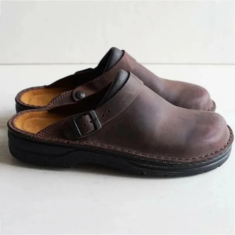 Summer Men Slippers PU Leather Soft Bottom Men Shoes Vintage Slip on Sandals Close Toe Beach Slippers Men Casual Shoe Large Size