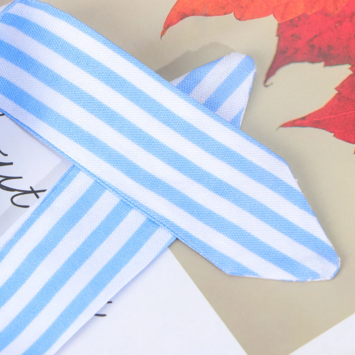 

Watch Sky-Blue Polyester Stripe Wrist Decoration Design Women Quartz Wristwatch Fashion Durable Wrist Decoration