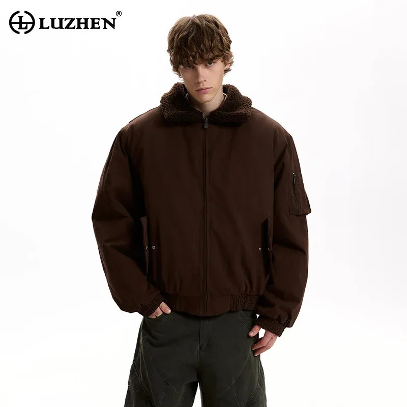 

LUZHEN 2025 Winter New Fashion Lamb Wool Brushed Collar Solid Color Lapel Padded Coat Men's Trendy Handsome Parka Jacket JY5163