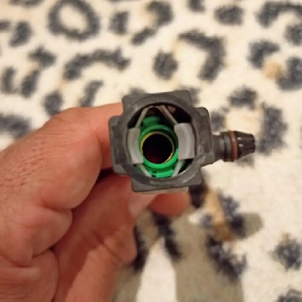 Acoplador de manguera de combustible para coche, Conector de conexión de liberación rápida, nailon, 7,89-ID6/11,80-id10/9,89-ID6, accesorios para coche