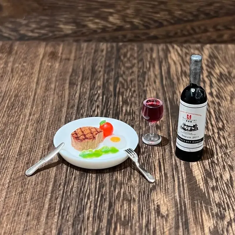 1 Set Cucina in miniatura Casa delle bambole Modello di simulazione Scala 1:12 Casa delle bambole Mini bistecca di vino Kit Accessori per la decorazione della casa