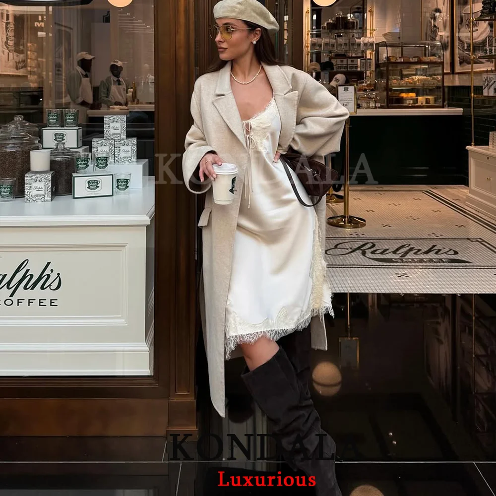 KONDALA-vestido Sexy elegante de encaje satinado blanco para mujer, vestido camisola holgado con cuello de pico y pajarita, moda 2021, ropa de calle para fiesta y Club nocturno