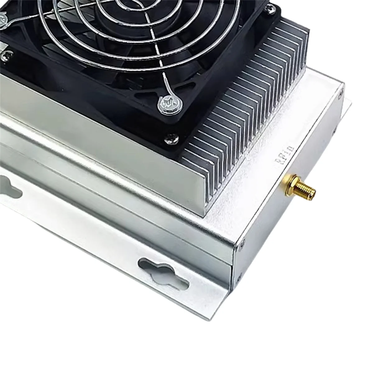 915MHz RF Power Amplifier 850-960MHz Frequency 30W Amplifier with Radiator