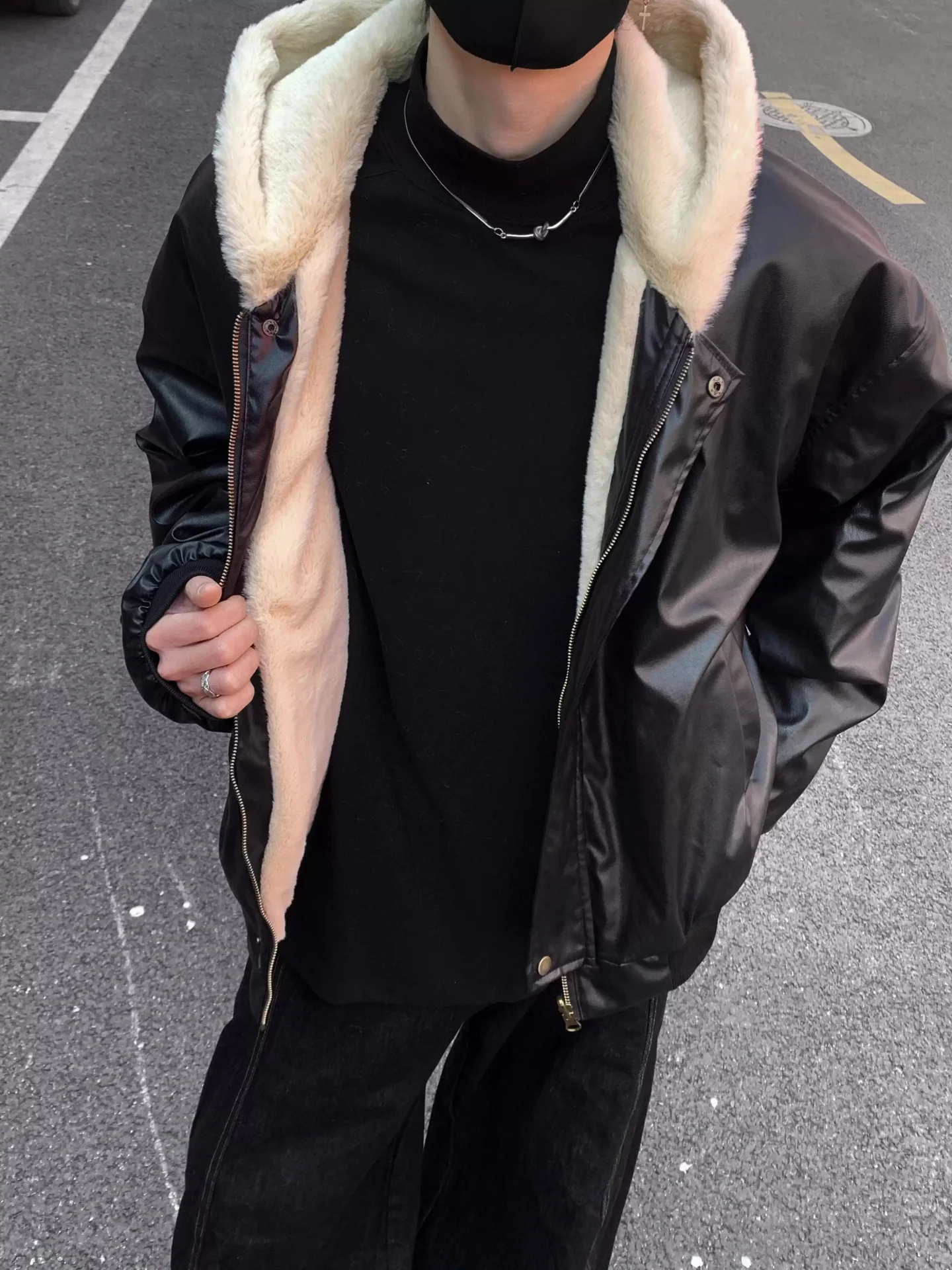 

Men's Double-Sided Wear Thiened Lamb Fur Jaet Hooded Cotton Coat Cleanfit Leather Jaet Youth Casual Warm Winter Outerwear