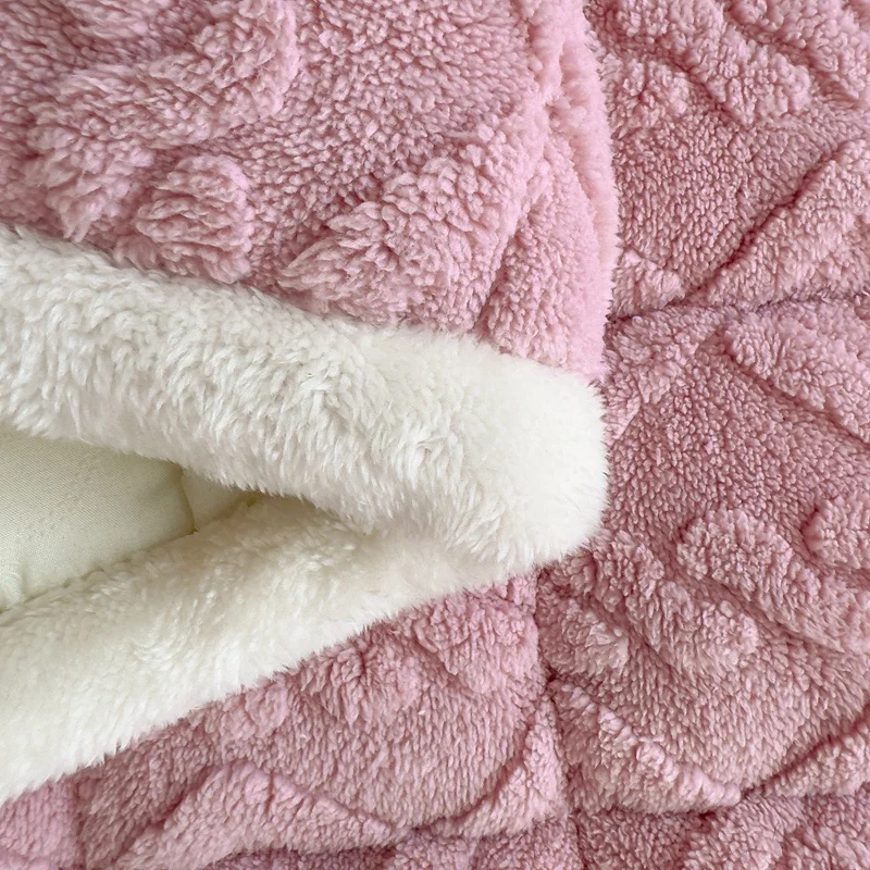Soft Flannel Mattress Toppers Winter Warm Mattress Cover with Four Corners Elastic Band Single Double King Queen Size Bed Sheet