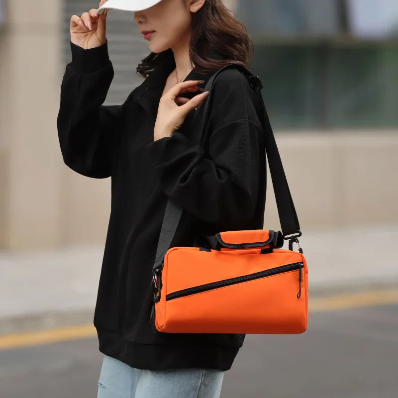 

Многофункциональная уличная модная сумка, корейская версия, модная повседневная универсальная сумка через плечо, легкая дорожная сумка
