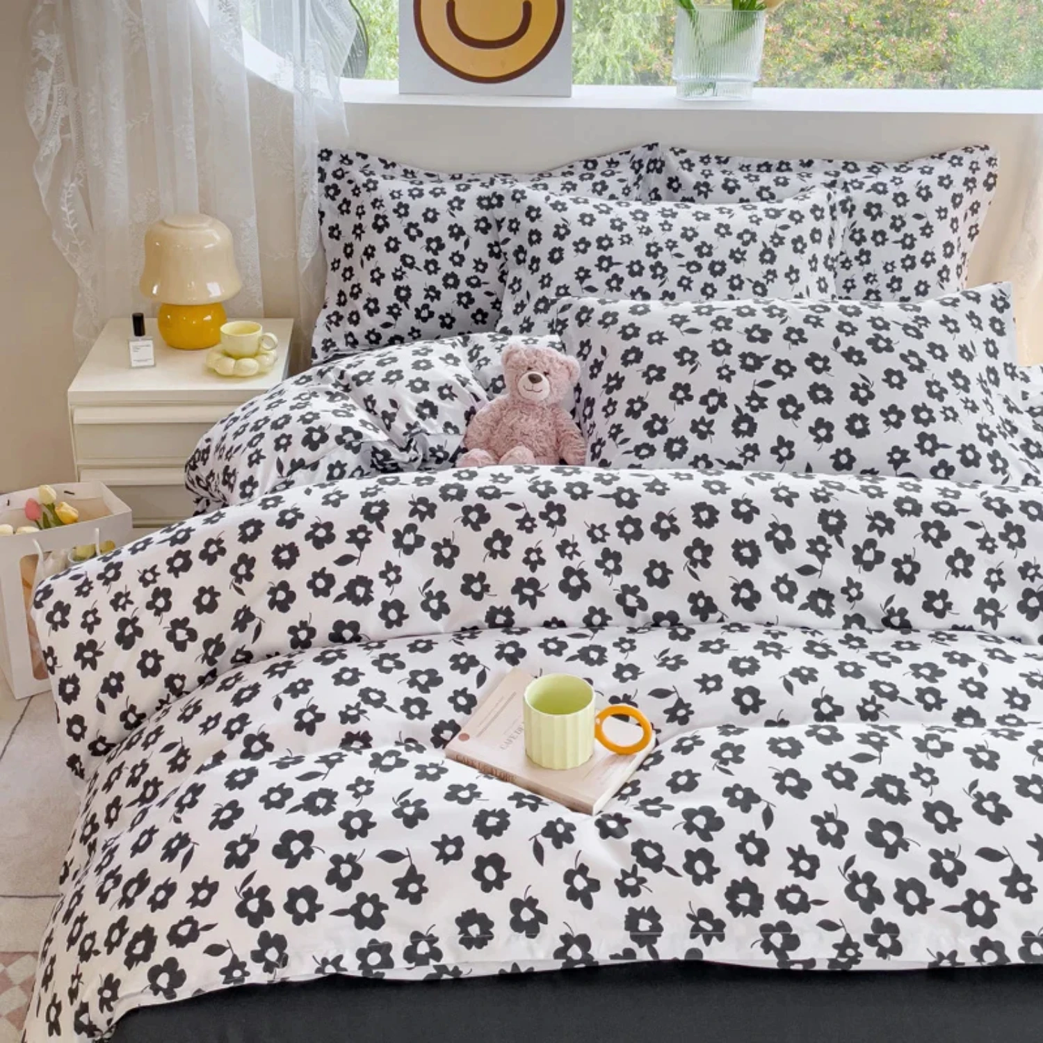 

Floral Printed Duvet Cover and Sheet Pillowcases Fashion Black White Flower Bed Linen Full Queen Size Girls Adults Beddings